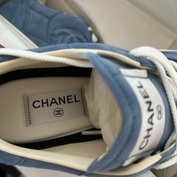 BRAND NEW CHANEL from Paris - Picture 8 of 15